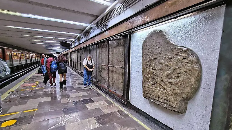 Línea 2 del Metro: Un laberinto entre polvo y escombros [Fotorreportaje]